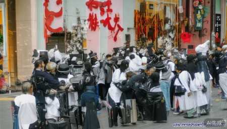 002022科华生物股票,概念,前景,怎么样,个股分析,技术分析,基本面分析 布林带来看,股价贴着中轨来回震荡,带宽收